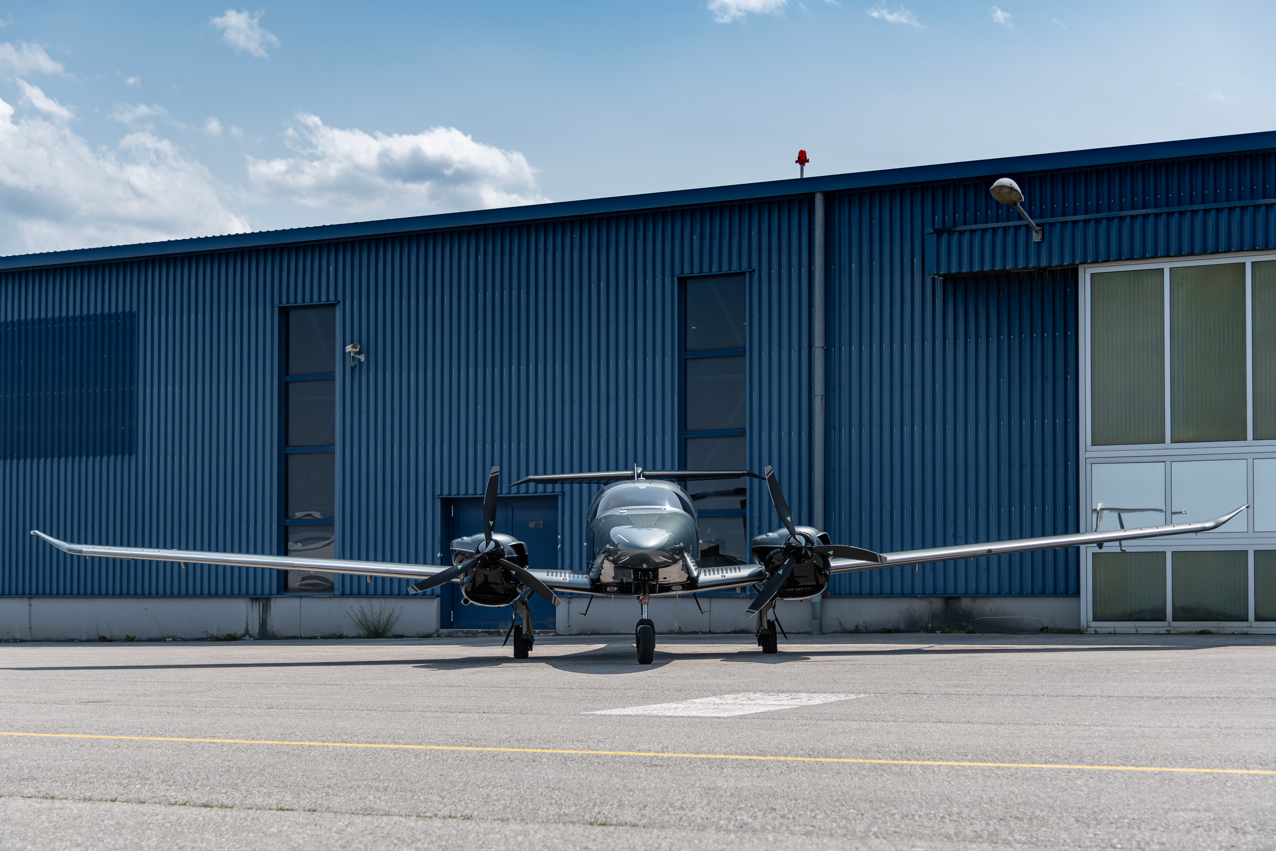 Training aircraft at the hangar – IFR Training
